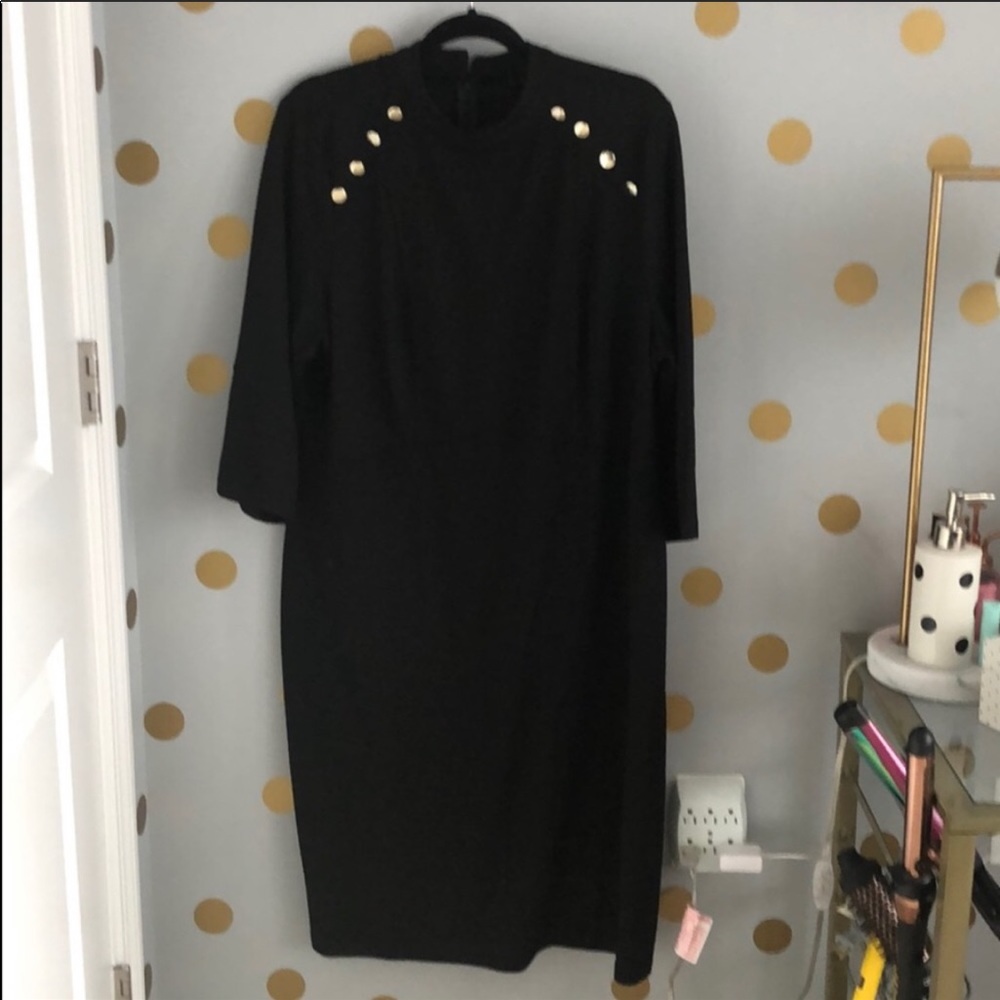 Classic Eloquii fall/winter shift dress
